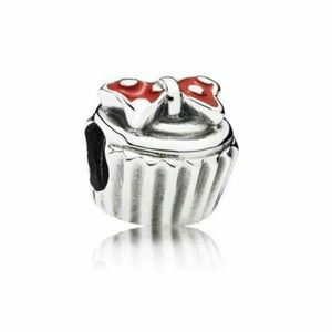 Pandora Minnie cupcake charm